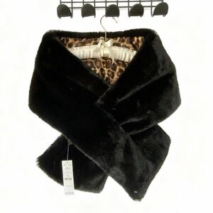 NWT White House Black Market reversible Luxurious Black Faux Fur Wrap
